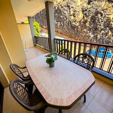 Puerto De Santiago Amazing Pool & Free Wifi Terrace Apartamento Puerto de Santiago (Tenerife)